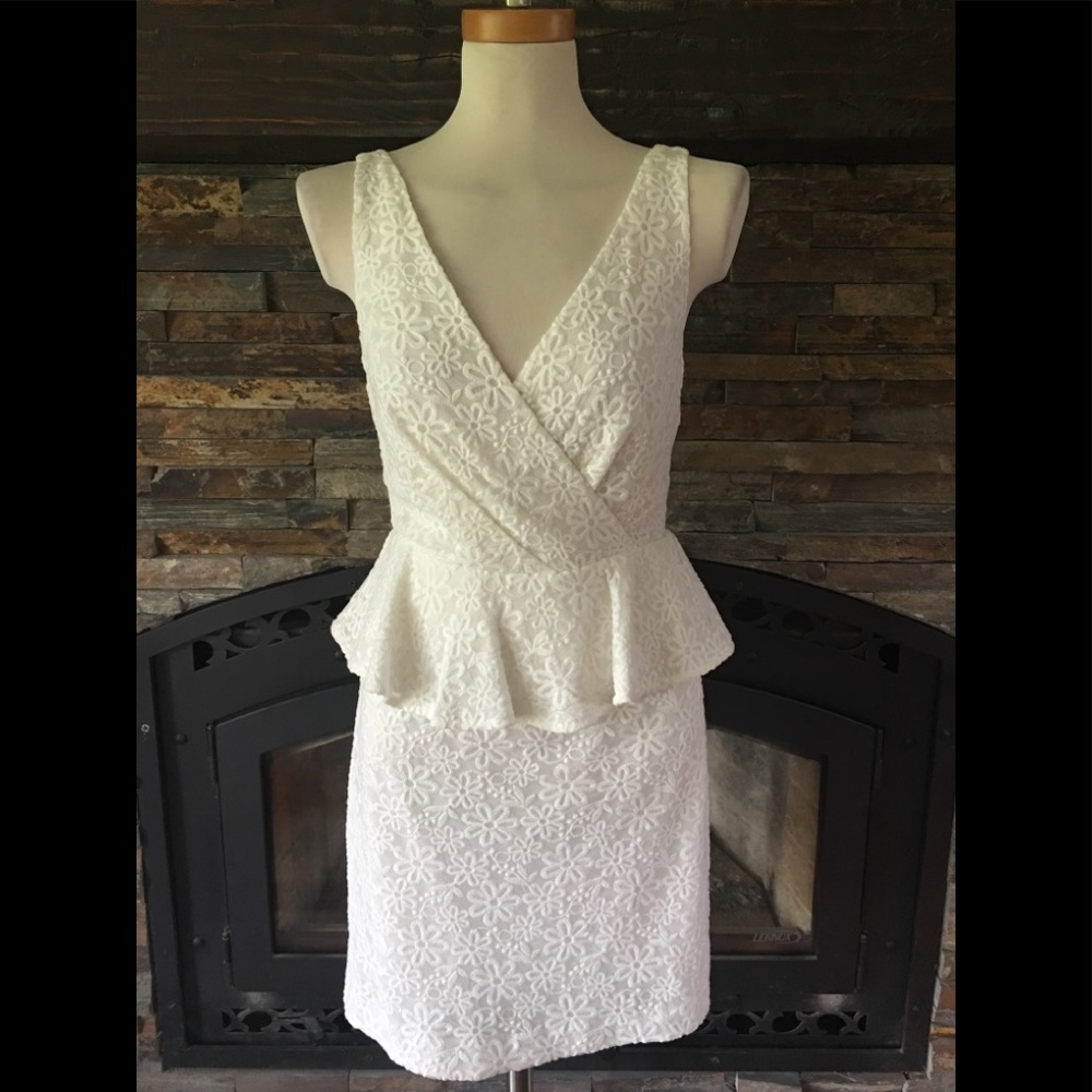 Trina Turk White Floral Lace Peplum Sheath Dress